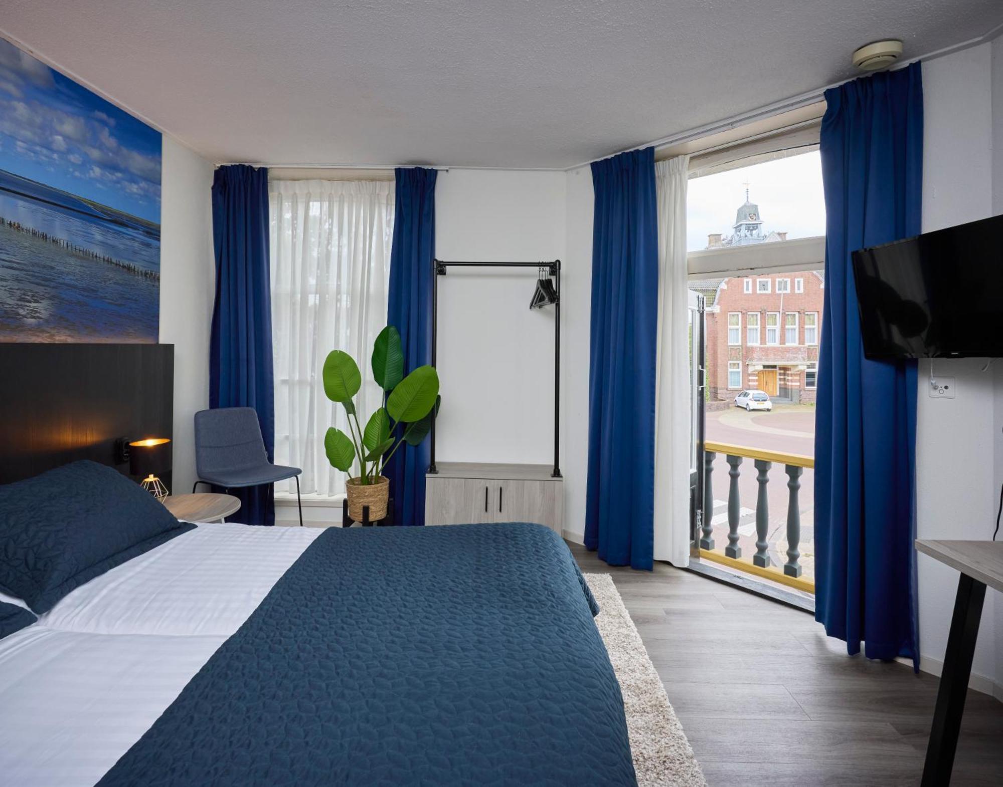 Hotel 'T Gemeentehuis Bedum Zewnętrze zdjęcie